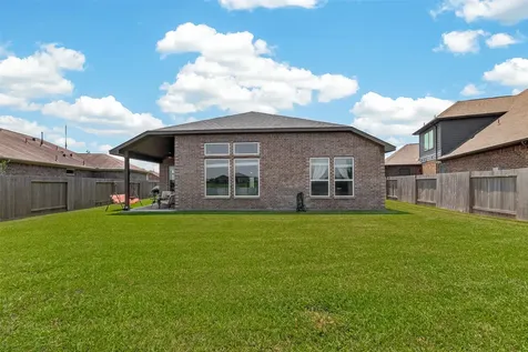 4519 Crescent Lake Circle Baytown TX 77521