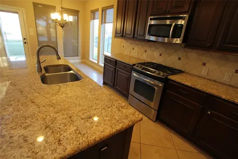 1995 Biscayne Lake Drive Pearland TX 77584