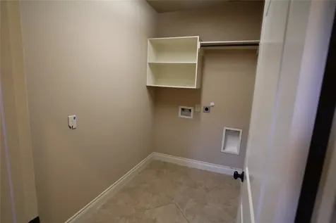 1995 Biscayne Lake Drive Pearland TX 77584