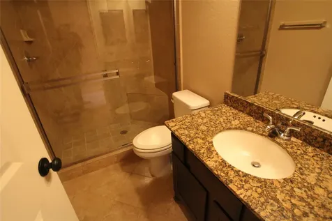 1995 Biscayne Lake Drive Pearland TX 77584