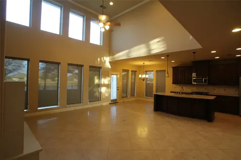 1995 Biscayne Lake Drive Pearland TX 77584