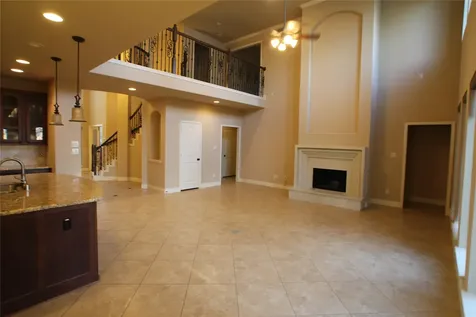 1995 Biscayne Lake Drive Pearland TX 77584
