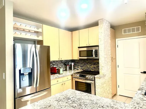 3505 Sage Road 406 Houston TX 77056