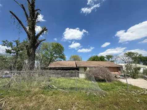 16127 Long Road Houston TX 77044