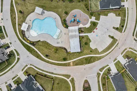 1130 Buffalo Run Tomball TX 77375