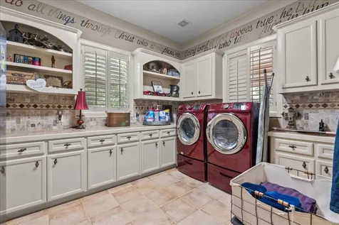 1252 Briar Creek Drive Friendswood TX 77546