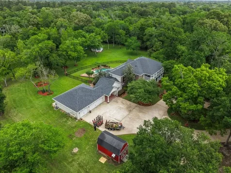 1252 Briar Creek Drive Friendswood TX 77546