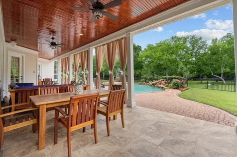 1252 Briar Creek Drive Friendswood TX 77546