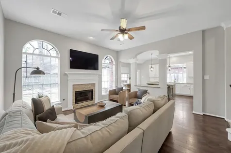 31 E Amberglow Circle The Woodlands TX 77381