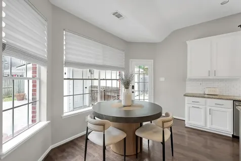 31 E Amberglow Circle The Woodlands TX 77381