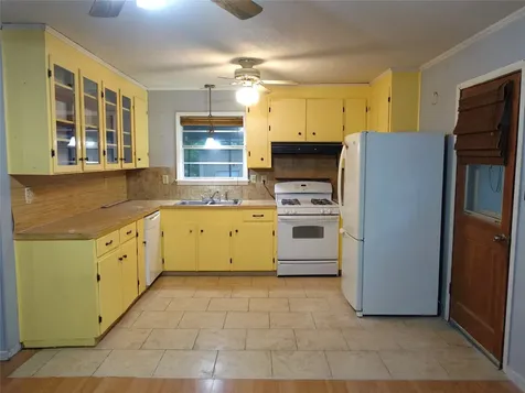 20 Hideaway Trail Coldspring TX 77331