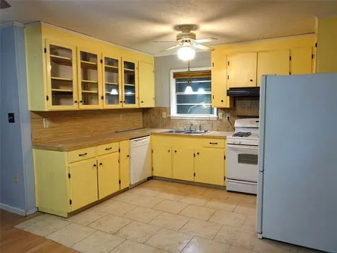 20 Hideaway Trail Coldspring TX 77331