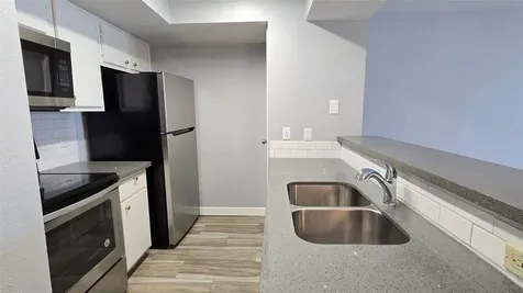 18617 Egret Bay Boulevard 504 Houston TX 77058