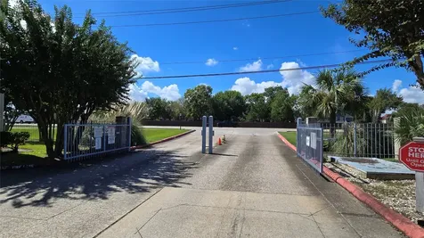18617 Egret Bay Boulevard 504 Houston TX 77058