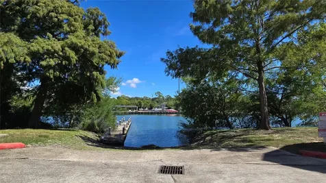 18617 Egret Bay Boulevard 504 Houston TX 77058