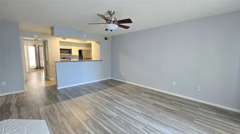 18617 Egret Bay Boulevard 504 Houston TX 77058