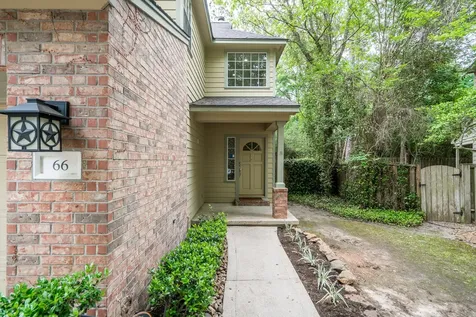66 Lakeridge Court The Woodlands TX 77381