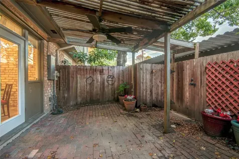 7449 Brompton Street 7449 Houston TX 77025