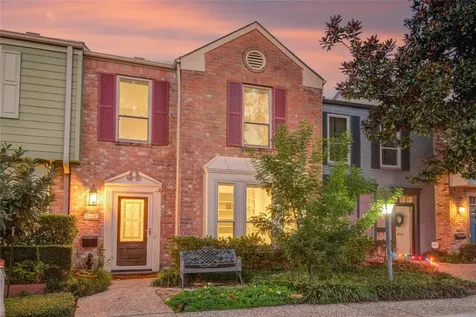 7449 Brompton Street 7449 Houston TX 77025