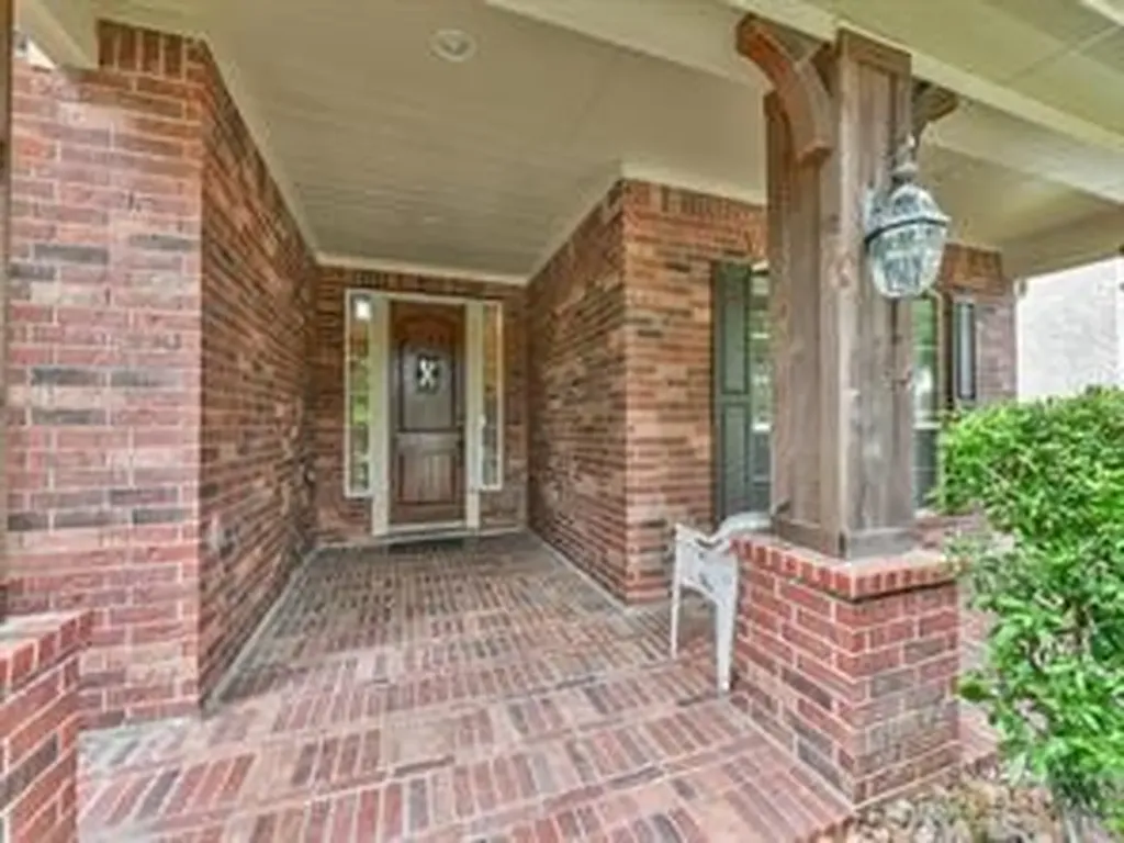 510 Mcallister Avenue Sugar Land TX 77479