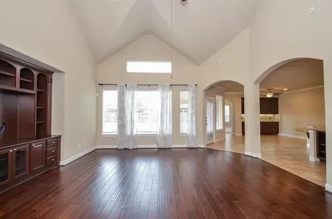 510 Mcallister Avenue Sugar Land TX 77479