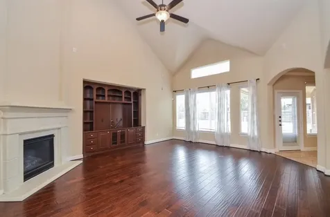 510 Mcallister Avenue Sugar Land TX 77479