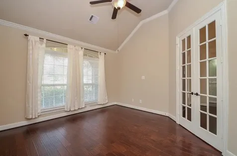 510 Mcallister Avenue Sugar Land TX 77479