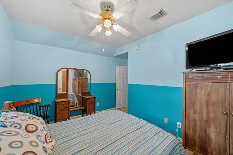 15834 Red Hill Trail Houston TX 77095