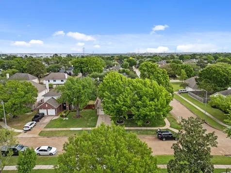 15834 Red Hill Trail Houston TX 77095