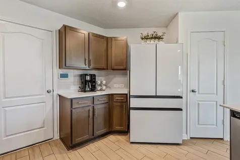 2873 Shimmer Edge Drive Katy TX 77493