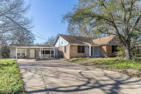 1425 15th Street Huntsville TX 77340
