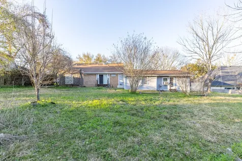 1425 15th Street Huntsville TX 77340