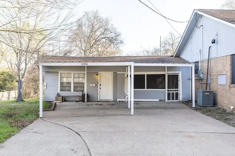 1425 15th Street Huntsville TX 77340