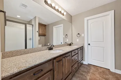 255 Mossy Meadow Drive West Columbia TX 77486