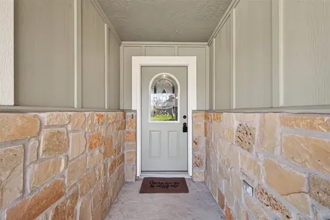 255 Mossy Meadow Drive West Columbia TX 77486