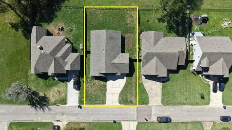 255 Mossy Meadow Drive West Columbia TX 77486