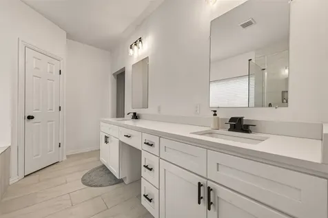4423 Parkwater Cove Court SE Sugar Land TX 77479