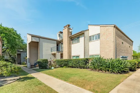 7140 N Holiday Drive Galveston TX 77550