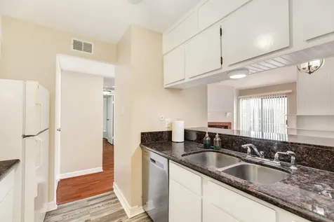 7140 N Holiday Drive Galveston TX 77550