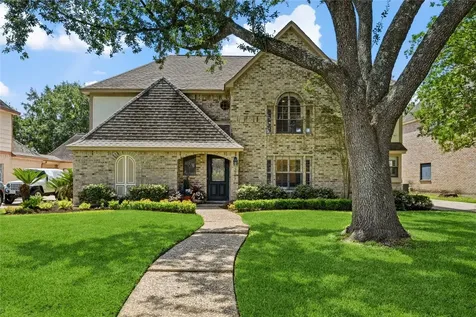 3207 Blackcastle Drive Houston TX 77068