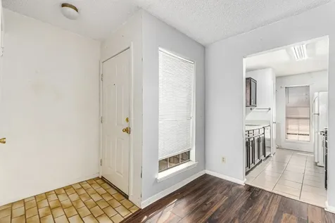 2121 Hepburn Street 918 Houston TX 77054