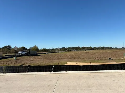 1885 Redwood Lane Dayton TX 77535