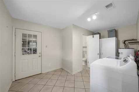 1112 Knox Lane Wharton TX 77488