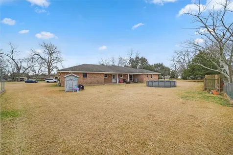 1112 Knox Lane Wharton TX 77488