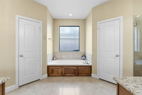 906 Fairbanks Drive Magnolia TX 77354