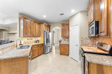 906 Fairbanks Drive Magnolia TX 77354