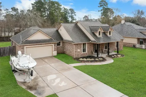906 Fairbanks Drive Magnolia TX 77354