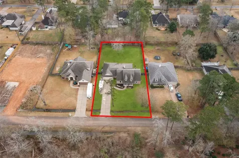 906 Fairbanks Drive Magnolia TX 77354