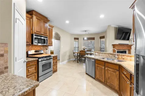 906 Fairbanks Drive Magnolia TX 77354