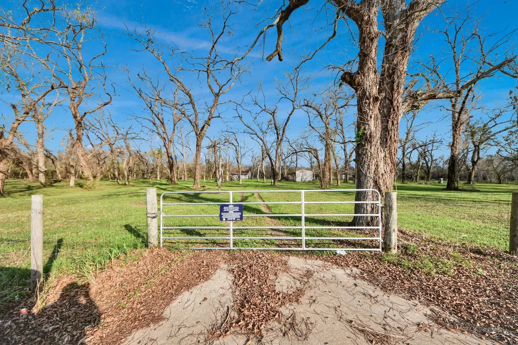 702 & 612 Fm 359 Road Richmond TX 77406